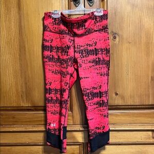 Under Armour Red and Black Cropped Leggings